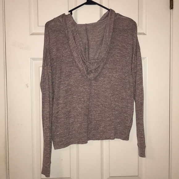 Light purple thin pullover hoodie - Picture 2 of 3